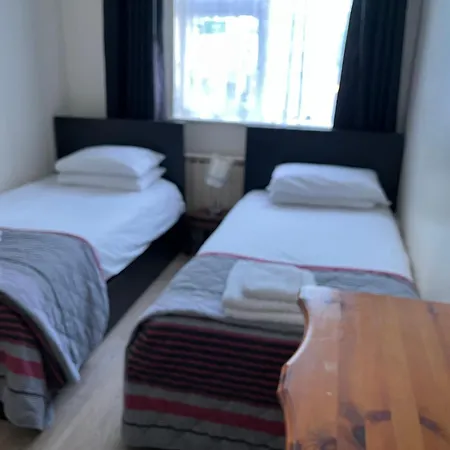 The Coach House Apartment *
