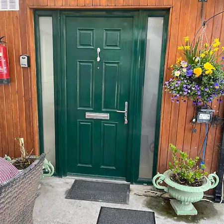 The Coach House Apartment *